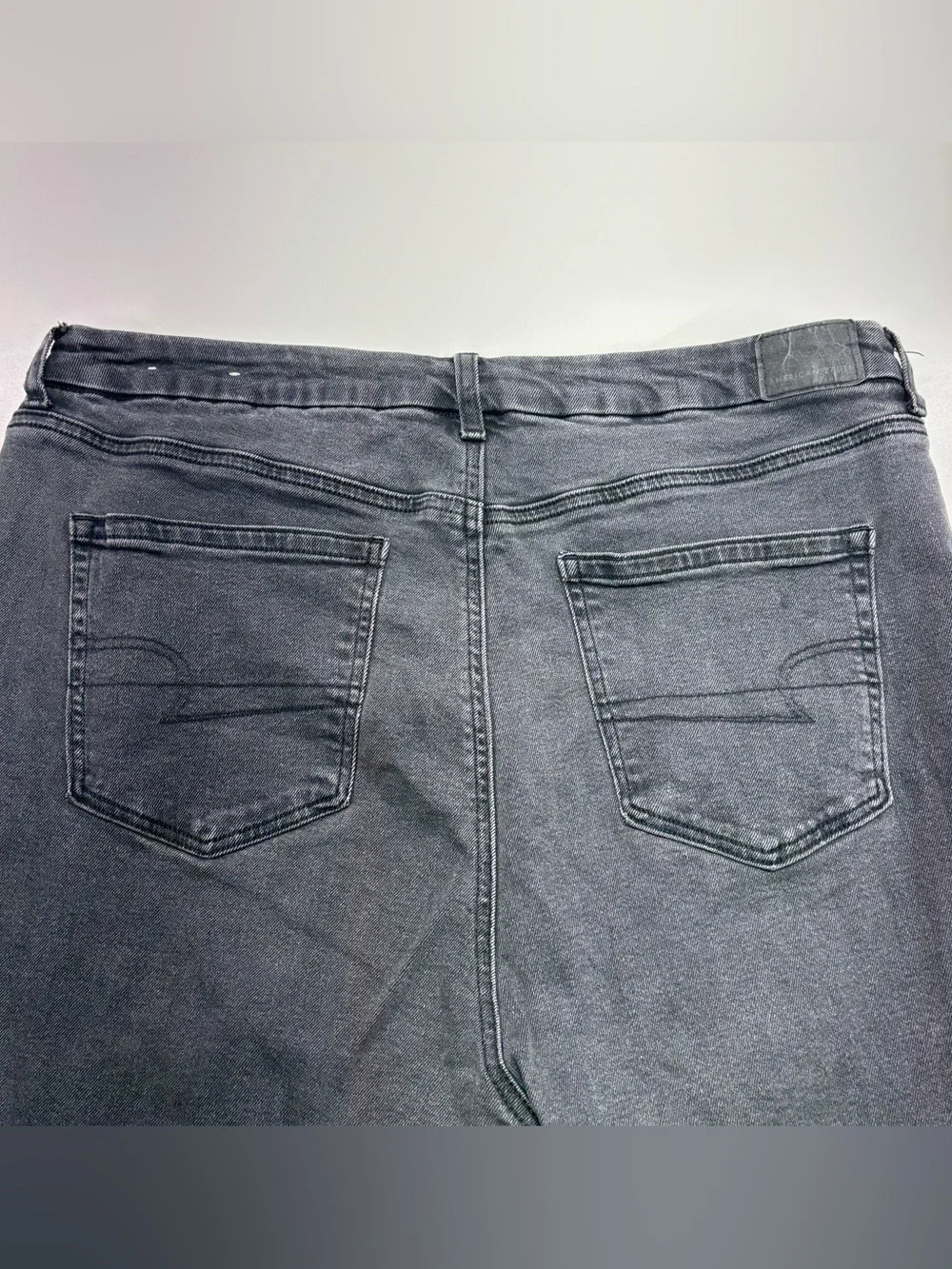 American Eagle Curvy Mom Jeans 16 Short Black Distressed Ripped Y2K Grunge